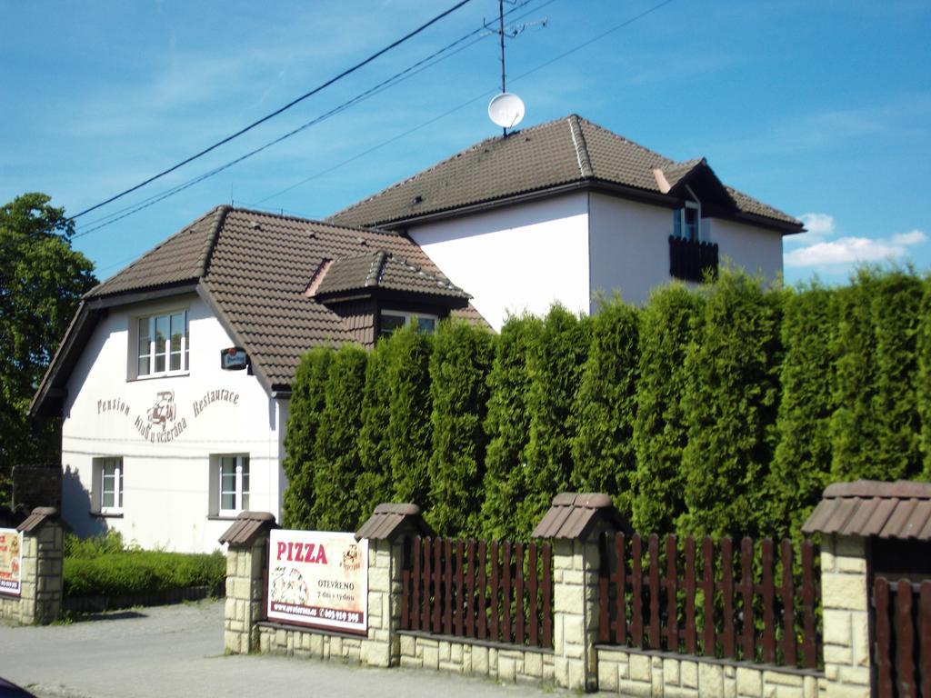 Penzion A Restaurace U Veterana Frenstat pod Radhostem Exterior photo